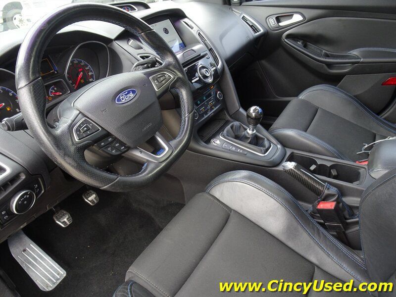Used 2017 Ford Focus RS AWD/4WD image 14