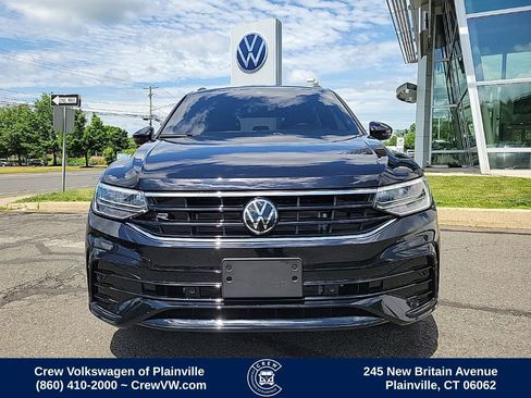 Certified 2024 Volkswagen Tiguan SE R-Line AWD/4WD image 22