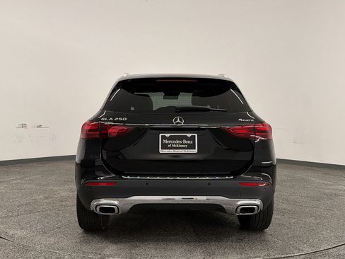 Certified 2026 Mercedes-Benz GLA 250 4MATIC image 10