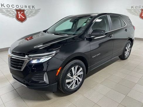 Used 2024 Chevrolet Equinox LT AWD/4WD image 3