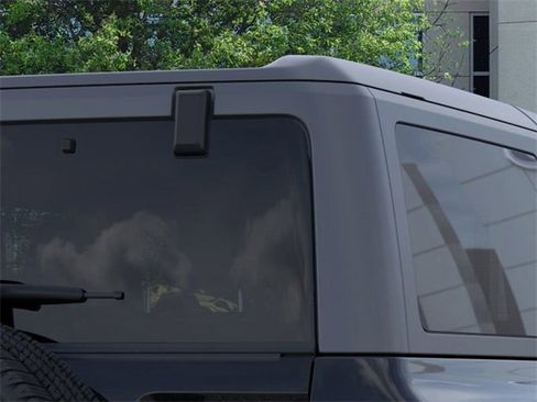 New 2025 Ford Bronco Base image 25