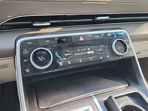 Used 2024 Genesis GV80 3.5T Advanced AWD/4WD image 21