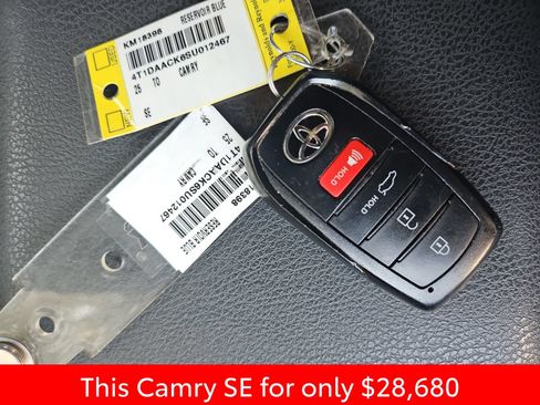 Used 2025 Toyota Camry SE FWD image 21