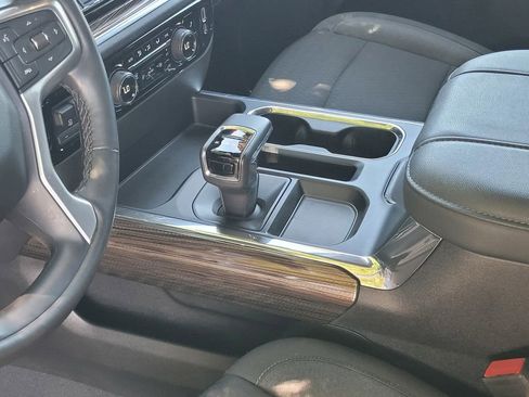 Used 2024 Chevrolet Silverado 1500 LT w/ Z71 Off-Road Package AWD/4WD image 19