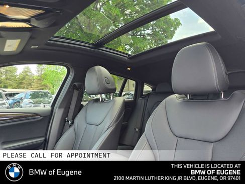 Used 2025 BMW X4 xDrive30i AWD/4WD image 23