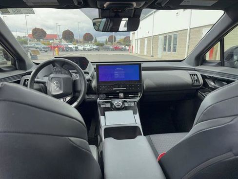 Used 2023 Toyota bZ4X AWD image 10