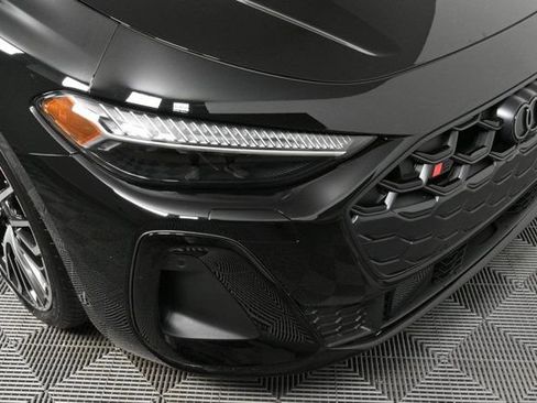 Used 2025 Audi S5 Premium Plus image 38