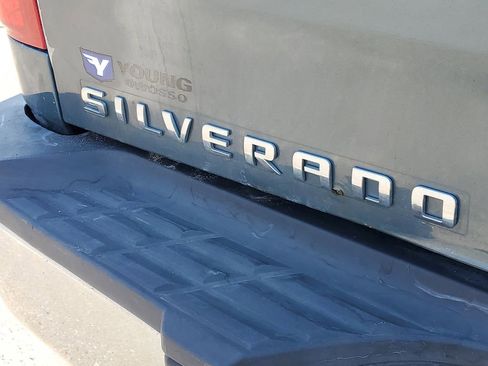 Used 2011 Chevrolet Silverado 2500 LT image 25