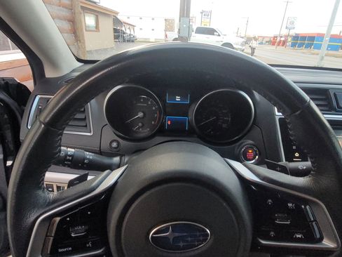 Used 2018 Subaru Legacy 3.6R Limited image 7