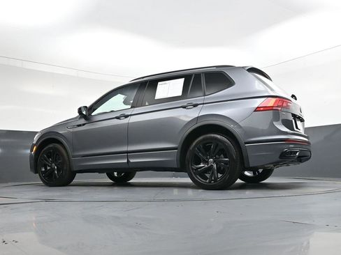 Used 2024 Volkswagen Tiguan SE R-Line image 39