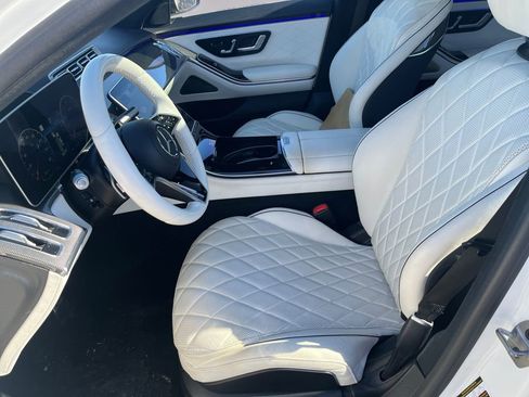 Certified 2023 Mercedes-Benz S 580 4MATIC Sedan w/ AMG Line image 9
