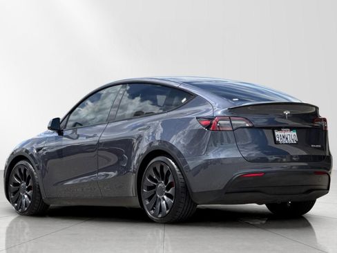 Used 2022 Tesla Model Y Performance AWD/4WD image 6