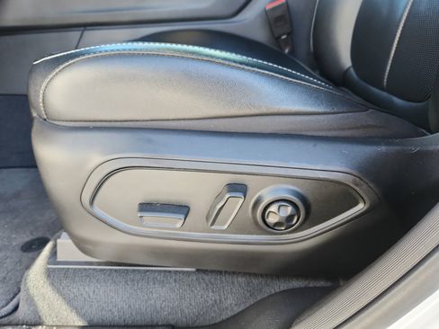 Used 2024 Jeep Grand Cherokee Limited 4xe w/ Luxury Tech Group II image 14