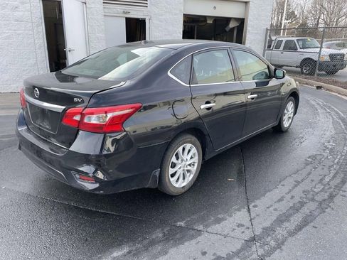 Used 2019 Nissan Sentra SV image 9