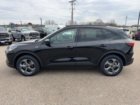 Used 2025 Ford Escape ST-Line Select AWD/4WD image 2