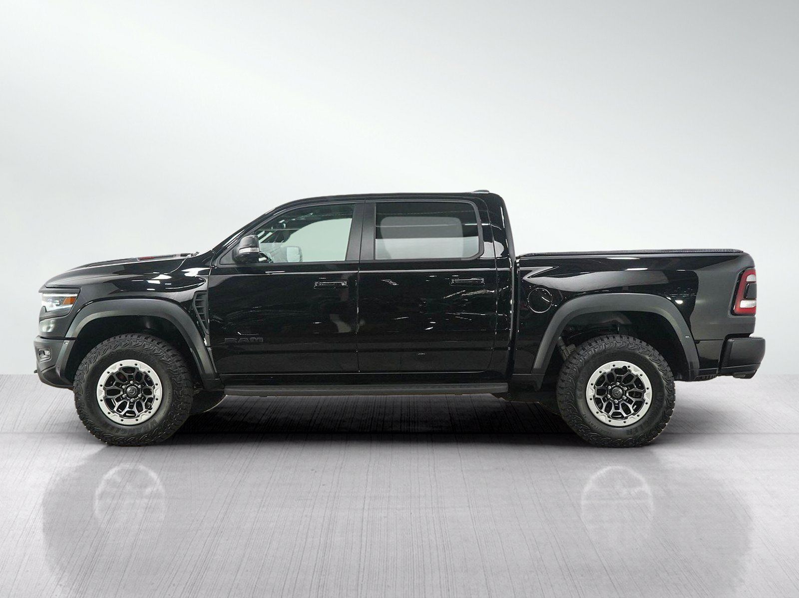 Used 2021 RAM 1500 TRX w/ TRX Level 1 Equipment Group AWD/4WD image 2