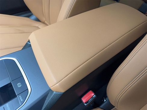 Used 2025 BMW 230i Coupe w/ M Sport Package image 67