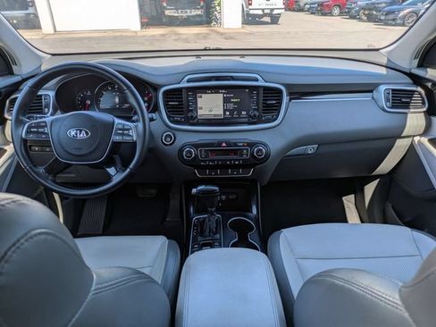 Used 2019 Kia Sorento SX AWD/4WD image 19