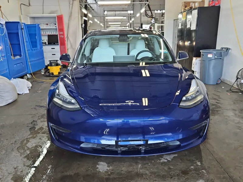 Used 2018 Tesla Model 3 Long Range AWD/4WD image 2