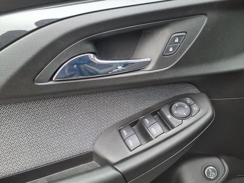 Used 2021 Chevrolet TrailBlazer LT w/ Sun and Liftgate Package image 14