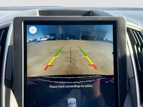 Used 2022 Ford Edge SE w/ Black Appearance Package image 16