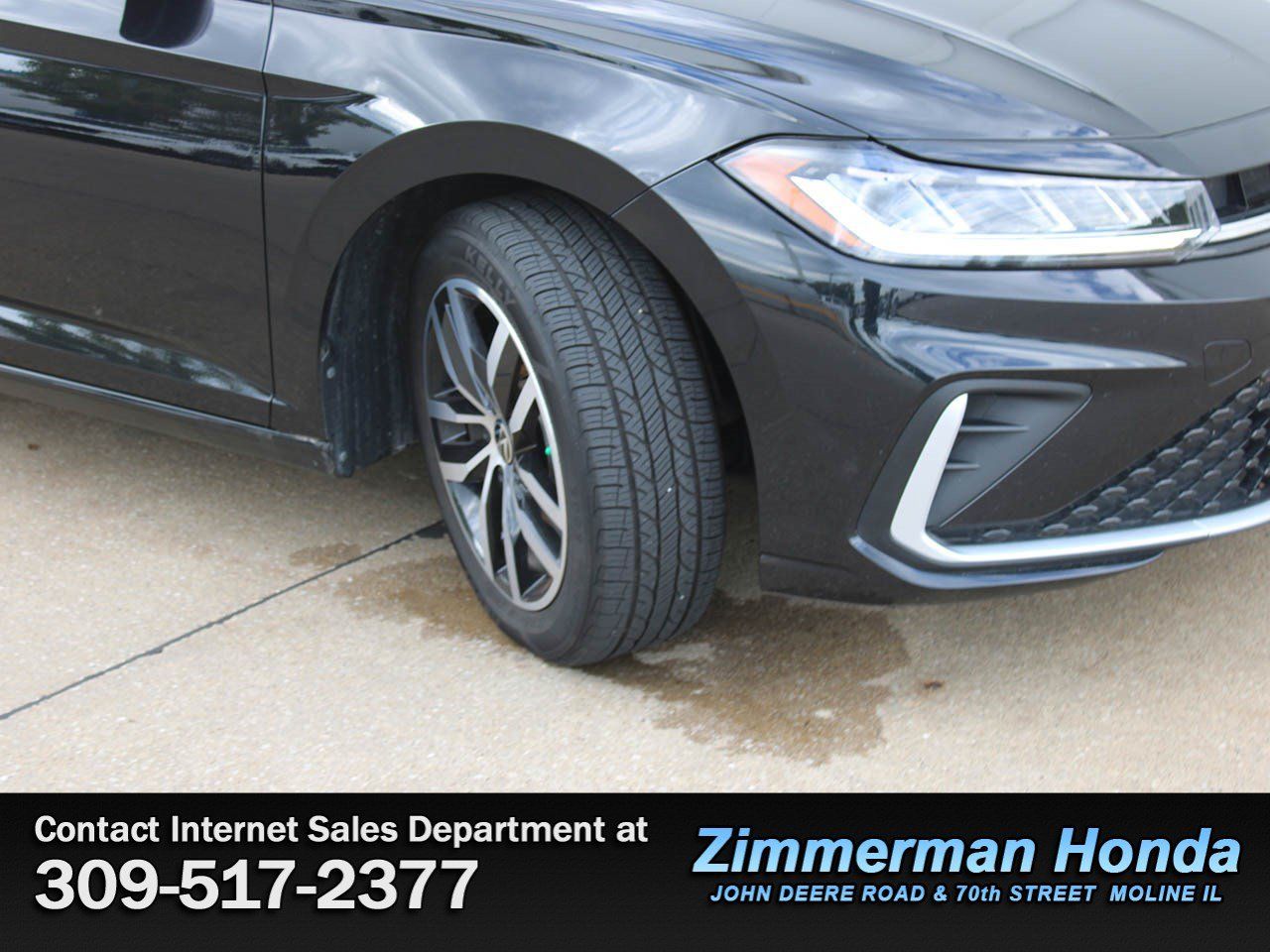 Used 2025 Volkswagen Jetta SE FWD image 20