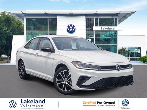 Certified 2026 Volkswagen Jetta Sport FWD image 1