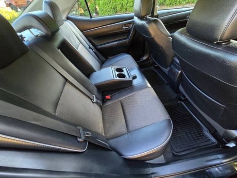 Used 2016 Toyota Corolla S FWD image 15