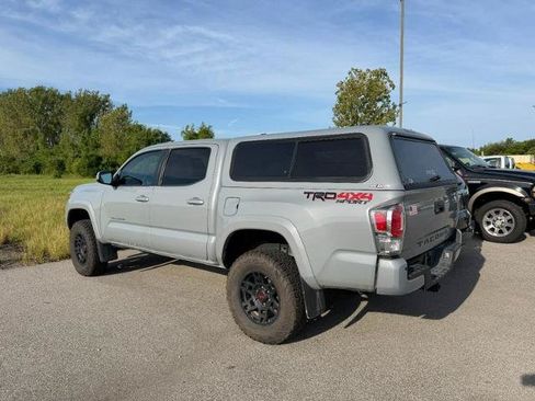 Used 2021 Toyota Tacoma TRD Sport w/ TRD Premium Sport Package AWD/4WD image 2