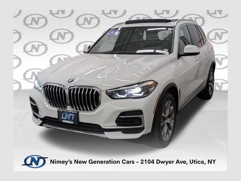 Used 2023 BMW X5 xDrive40i AWD/4WD image 1
