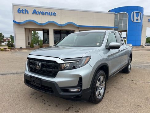 Certified 2025 Honda Ridgeline RTL image 1