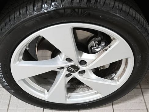 Used 2025 Audi Q5 Premium Plus AWD/4WD image 17