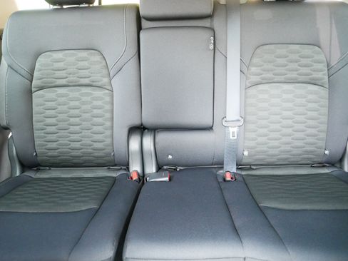 Certified 2025 Nissan Pathfinder SV AWD/4WD image 13