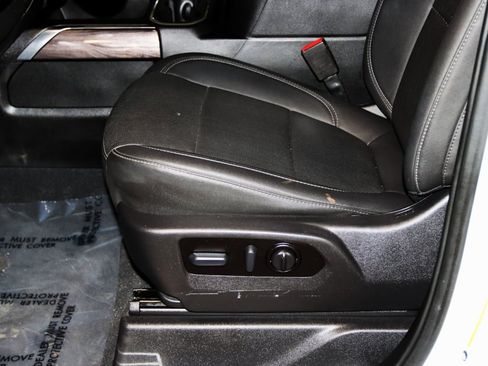 Used 2022 Chevrolet Silverado 3500 LTZ w/ LTZ Plus Package image 39