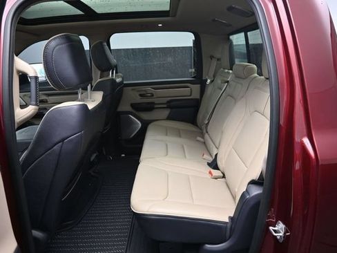 Used 2019 RAM 1500 Limited AWD/4WD image 12
