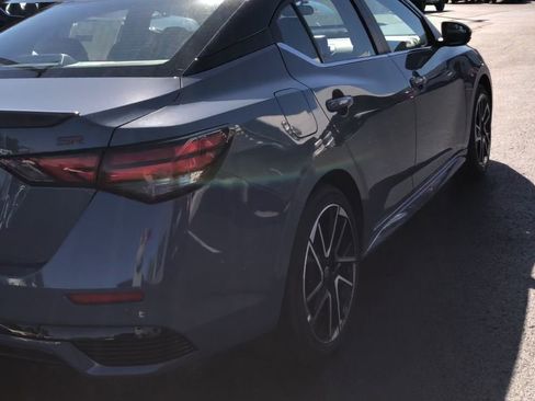 New 2025 Nissan Sentra SR w/ SR Premium Package image 8