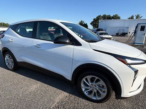 New 2027 Chevrolet Bolt LT FWD image 6