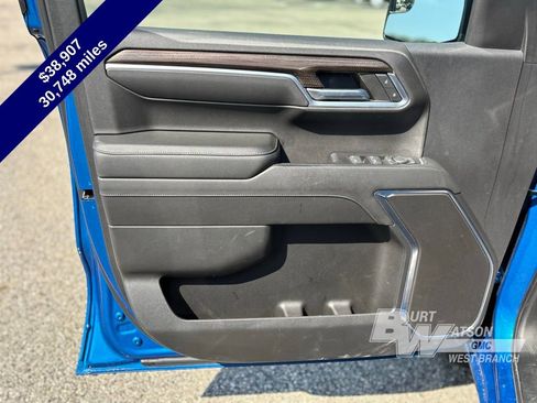 Used 2022 Chevrolet Silverado 1500 RST image 11