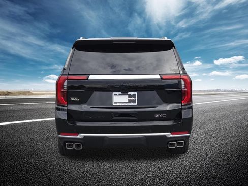 New 2026 GMC Yukon XL Denali w/ Denali Reserve Package AWD/4WD image 24