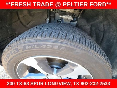 Used 2025 Jeep Grand Cherokee Limited AWD/4WD image 5