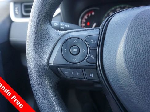Certified 2023 Toyota RAV4 XLE AWD/4WD image 4