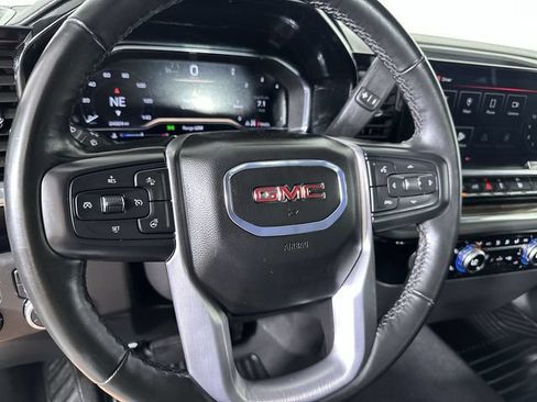 Used 2024 GMC Sierra 1500 Elevation AWD/4WD image 11