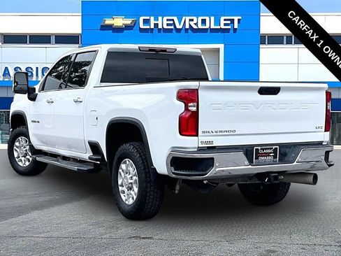 Used 2024 Chevrolet Silverado 2500 LTZ w/ LTZ Convenience Package AWD/4WD image 3