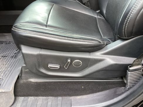 Used 2019 Ford F250 Lariat w/ Lariat Ultimate Package AWD/4WD image 16