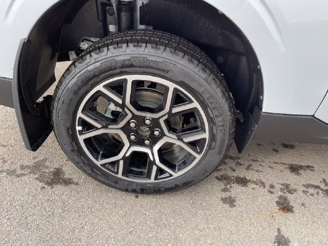 Used 2026 Ford Maverick Lariat AWD/4WD image 40