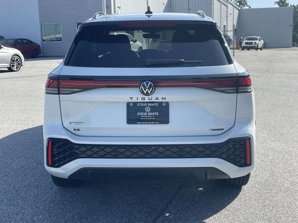 New 2026 Volkswagen Tiguan SE R-Line AWD/4WD image 5