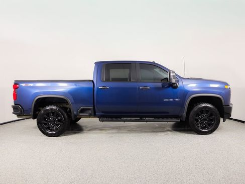 Used 2023 Chevrolet Silverado 2500 Custom w/ Custom Convenience Package image 10