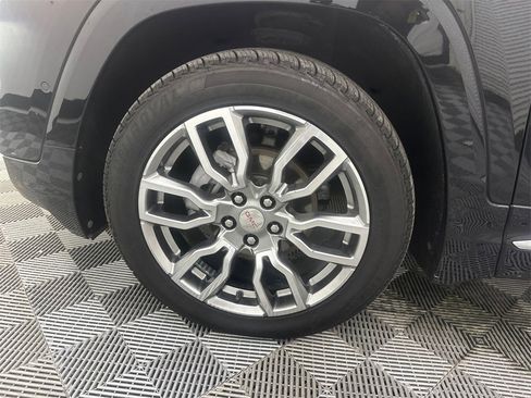 Used 2022 GMC Terrain Denali w/ Denali Premium Package image 13