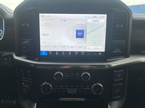 Used 2025 Ford F150 Lariat w/ Equipment Group 501A Mid image 8