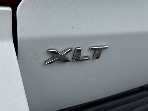 Certified 2020 Ford Expedition Max XLT w/ Equipment Group 202A image 15